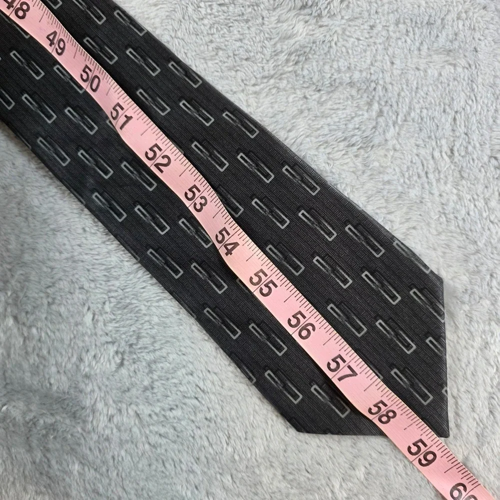 Claiborne‎ Men Charcoal Grey Silk Tie Geometric Rectangle Pattern Made In Italy